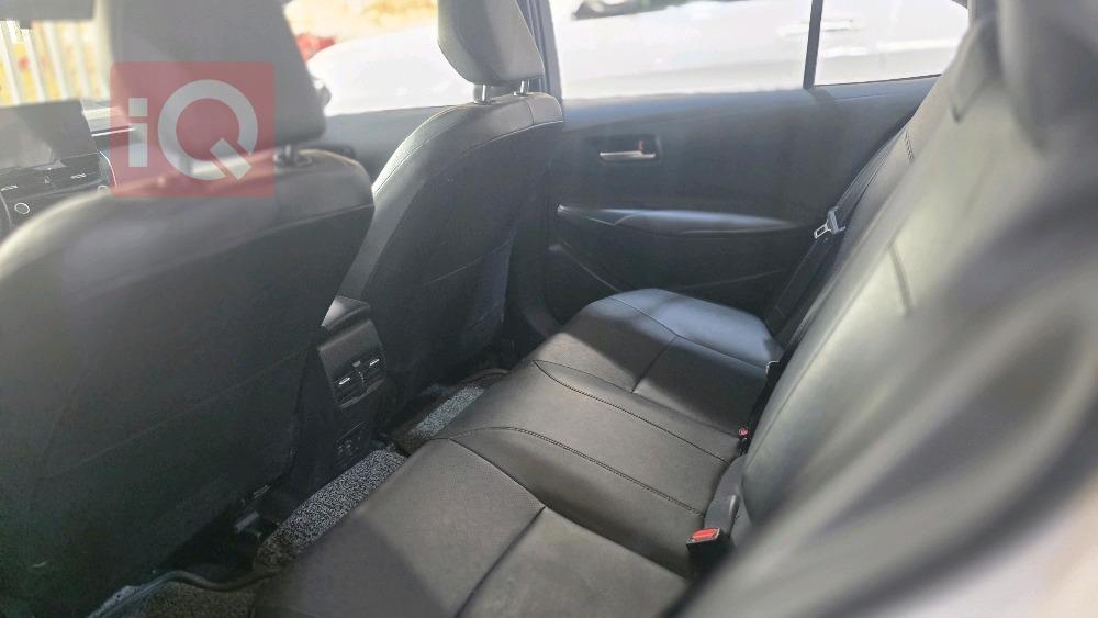 تۆیۆتا کۆرۆلا